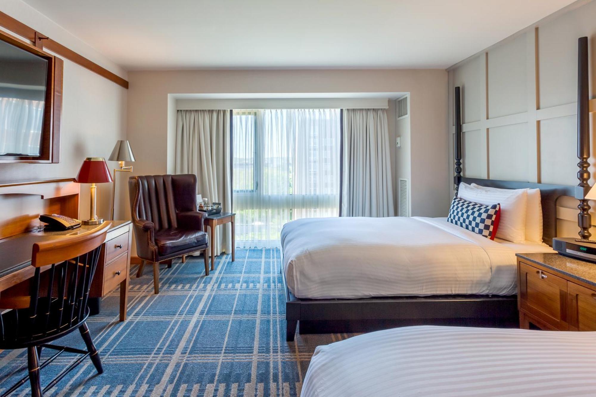The Charles In Harvard Square 4*